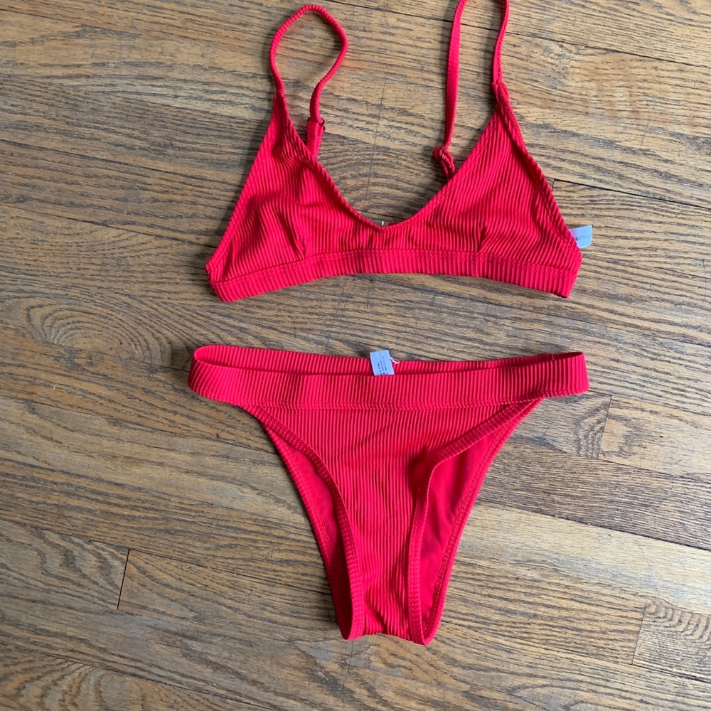 Ribbed bikini